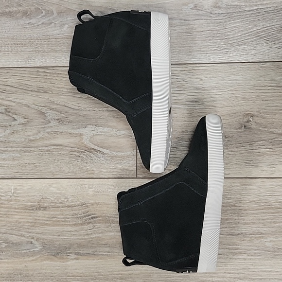 Sorel Size 6 Black Out N About Pull On Wedge Booties - Picture 7 of 10